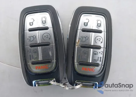 2020 Chrysler Pacifica Touring z USA, uszkodzony, nr VIN 2C4RC1FG8LR150392